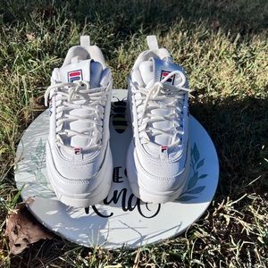 Women’s Fila Disruptor platforms wedge in white, like new condition.